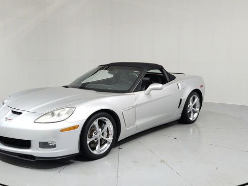 Used 2010 Chevrolet Corvette Grand Sport w/ Preferred Equipment Group RWD image 1