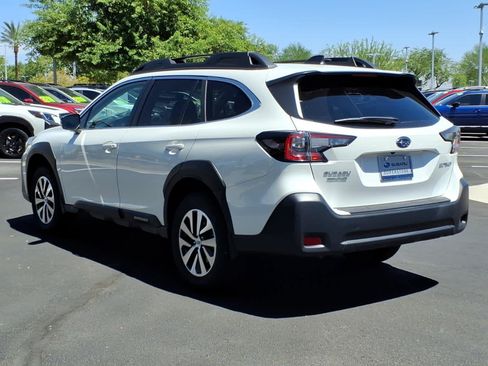 Used 2025 Subaru Outback Premium AWD/4WD image 5