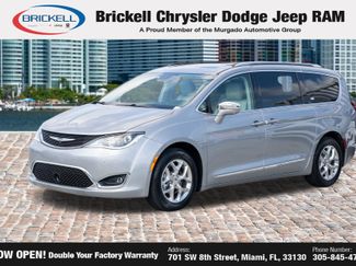 Used 2019 Chrysler Pacifica Limited w/ Advanced Safetytec Group FWD 360° Tour