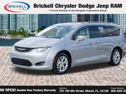 Used 2019 Chrysler Pacifica Limited w/ Advanced Safetytec Group