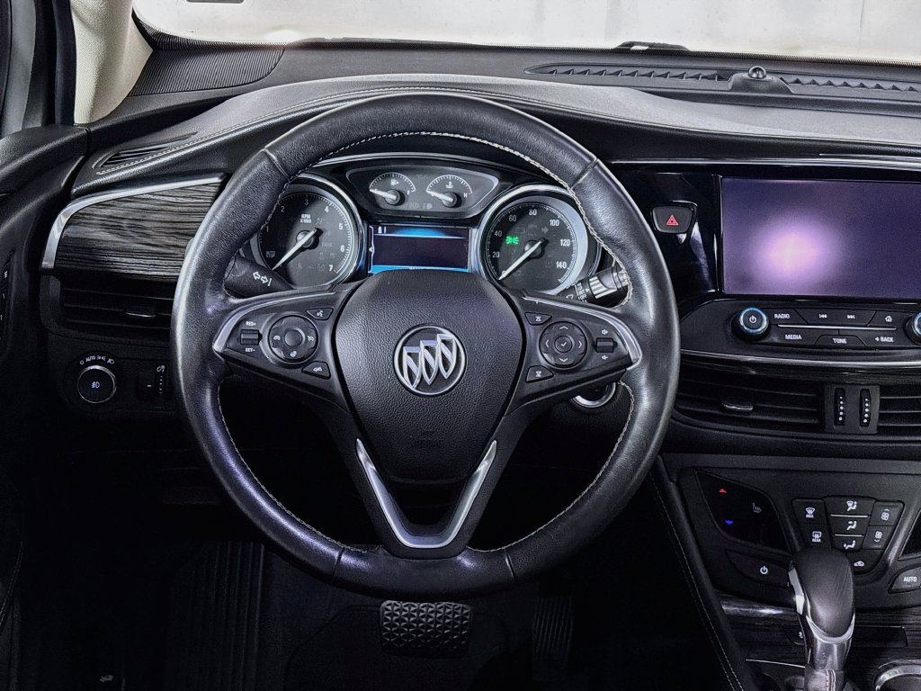 Used 2018 Buick Envision Essence AWD/4WD image 13