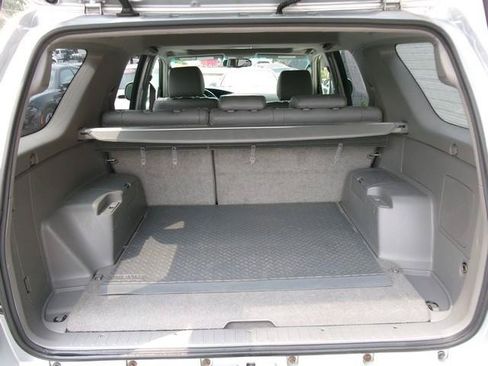 Used 2006 Toyota 4Runner Limited AWD/4WD image 26