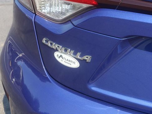 Used 2020 Toyota Corolla SE w/ SE Premium Package FWD image 18