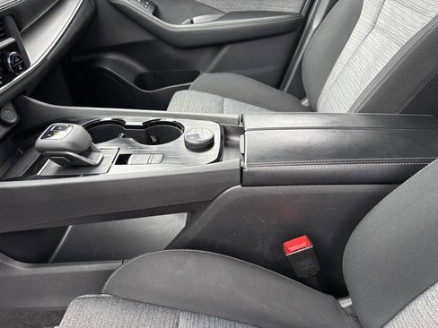 Used 2023 Nissan Rogue SV image 20