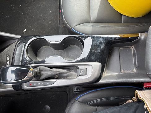 Used 2025 Buick Envista Sport Touring w/ Convenience II Package image 36