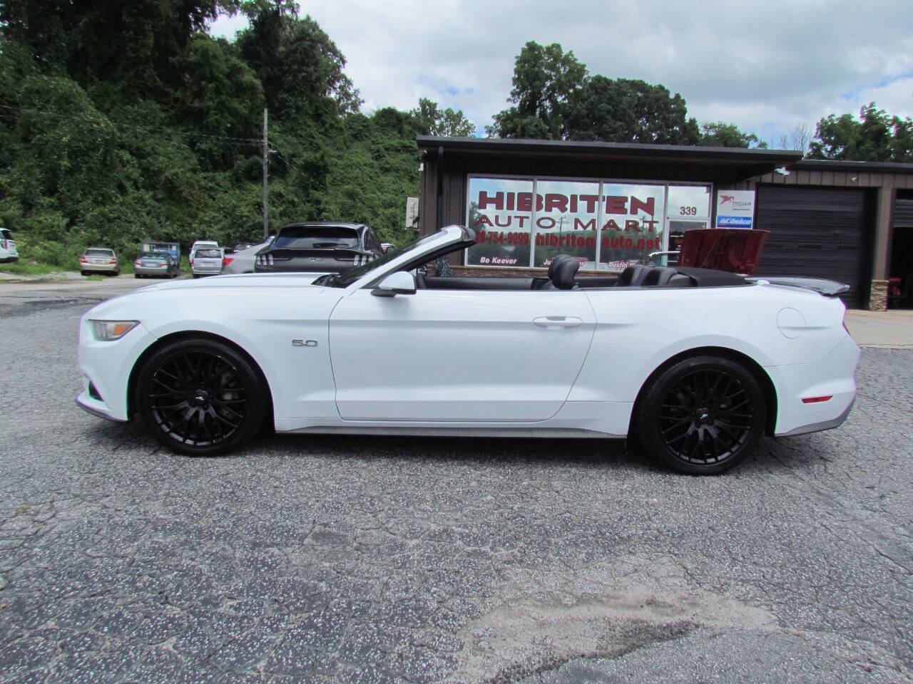 Used 2017 Ford Mustang GT Premium RWD image 2