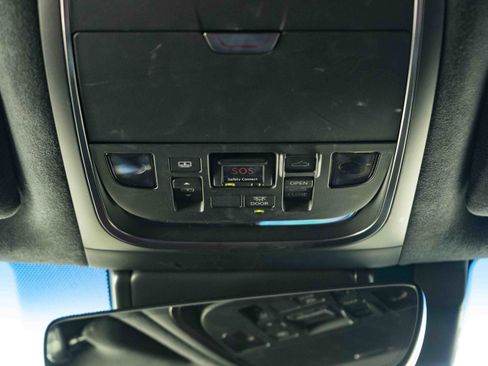 Used 2019 Lexus LS 500 F Sport w/ Accessory Package (Z2) AWD/4WD image 37