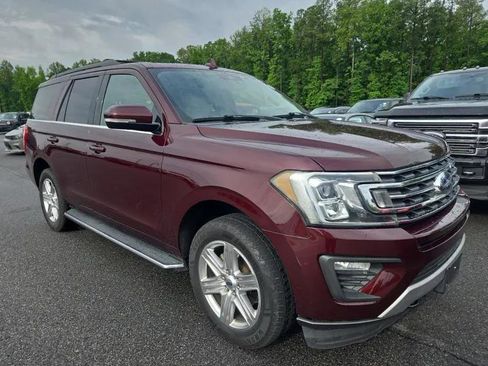 Used 2020 Ford Expedition XLT w/ Equipment Group 202A AWD/4WD image 2