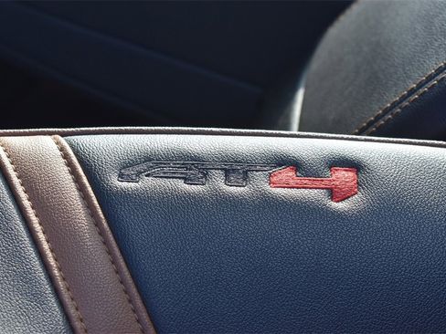 Used 2023 GMC Canyon AT4 w/ LPO, Sports Bar Package image 18