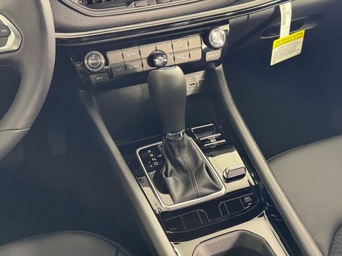 New 2026 Jeep Compass Latitude image 25