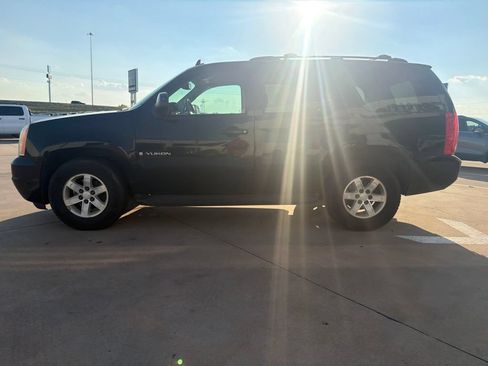 Used 2009 GMC Yukon SLE w/ Convenience Package RWD image 5