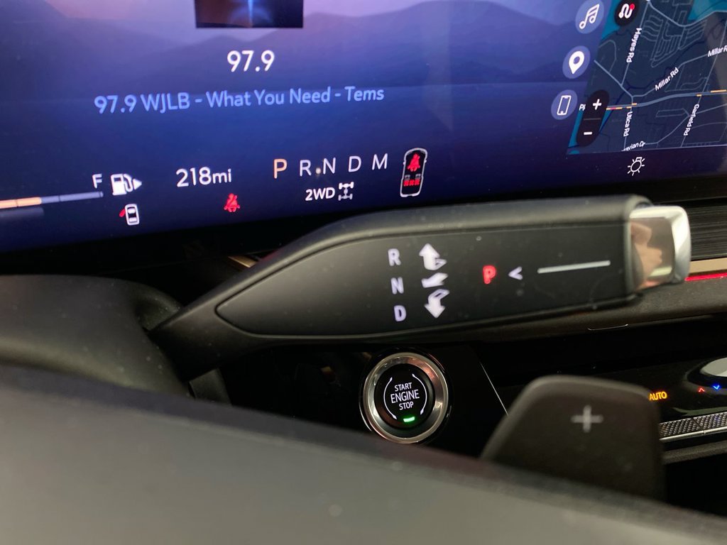 Used 2024 Buick Envision Sport Touring AWD/4WD image 20