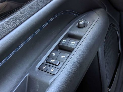 New 2026 Jeep Compass Latitude image 23