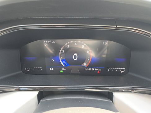 New 2025 Volkswagen Taos S image 21