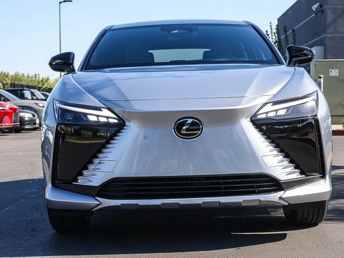 New 2026 Lexus RZ 350e 2WD image 2