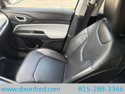 Used 2022 Jeep Compass Latitude AWD/4WD image 20