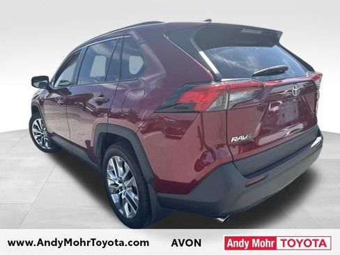 Used 2021 Toyota RAV4 XLE Premium AWD/4WD image 6