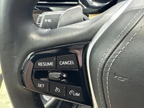 Used 2023 BMW 530e xDrive w/ Premium Package AWD/4WD image 20