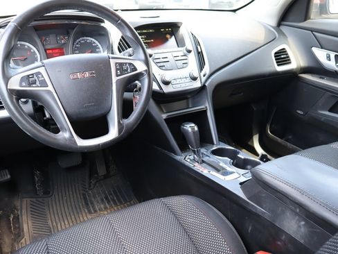 Used 2017 GMC Terrain SLE w/ Convenience Package FWD image 4