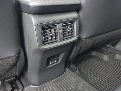 Used 2023 Toyota RAV4 XLE Premium image 16