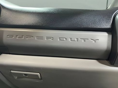 Used 2022 Ford F350 XLT w/ Snow Plow Prep Package AWD/4WD image 26