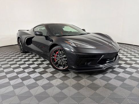 Used 2023 Chevrolet Corvette Stingray Premium Cpe w/ Z51 Performance Package RWD image 1