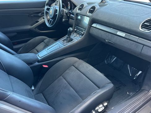 Certified 2024 Porsche 718 Boxster Spyder RS RWD image 14