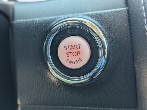 Used 2019 Nissan Armada SL w/ Premium Package image 18