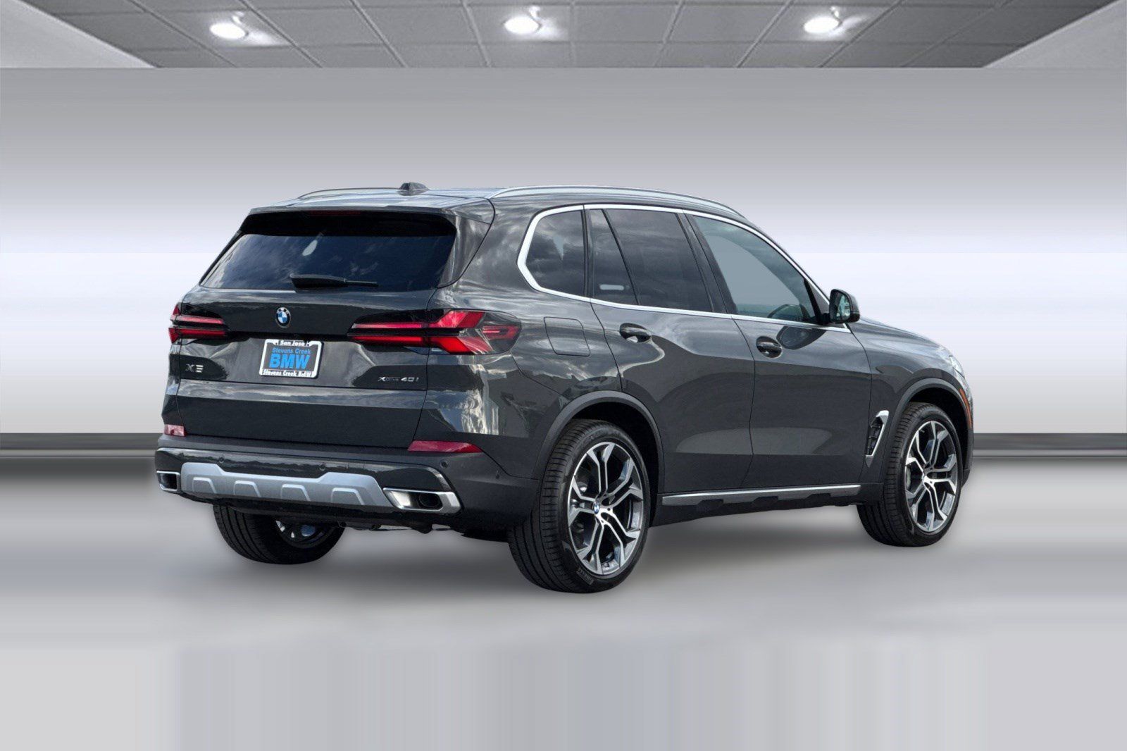 Used 2026 BMW X5 xDrive40i AWD/4WD image 9