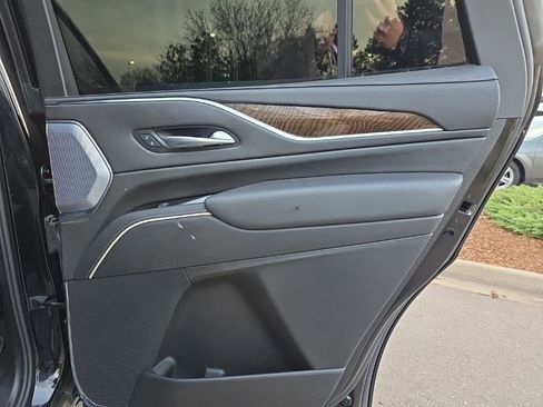 Certified 2024 Cadillac Escalade Sport Platinum image 23