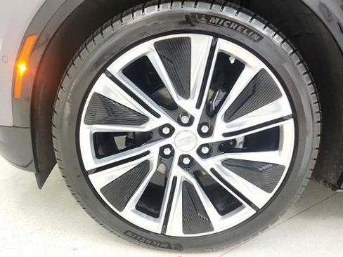 Used 2024 Cadillac Lyriq Luxury AWD/4WD image 74