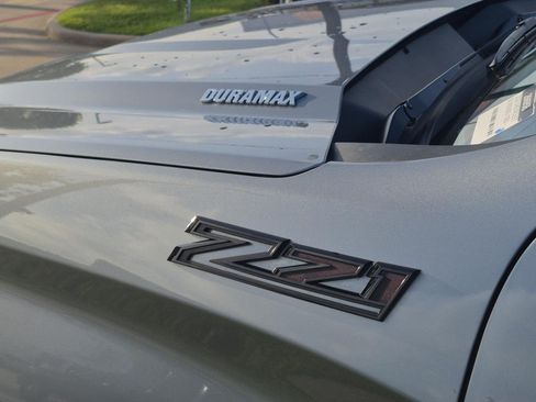 Certified 2026 Chevrolet Silverado 1500 RST AWD/4WD image 12