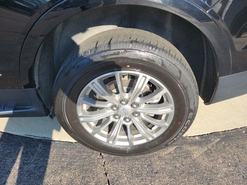 Used 2019 Cadillac XT5 Luxury image 14
