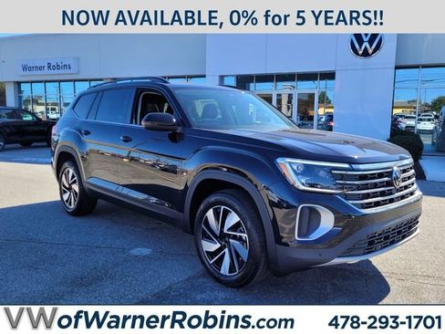 New 2026 Volkswagen Atlas SE image 1