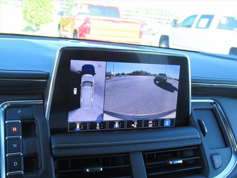 Used 2021 GMC Yukon SLT w/ SLT Luxury Package image 23