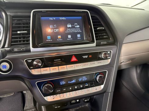 Used 2019 Hyundai Sonata SEL FWD image 15