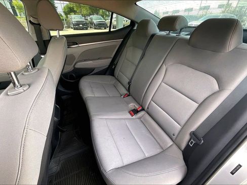 Used 2018 Hyundai Elantra SEL image 29