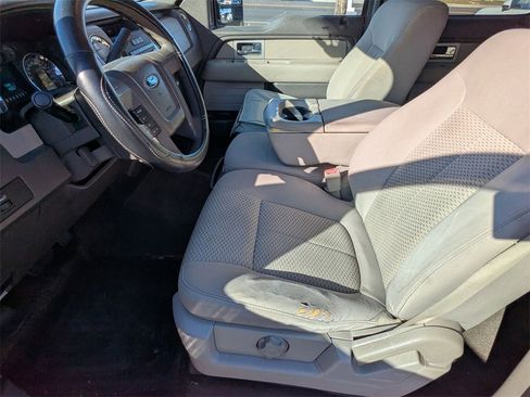 Used 2010 Ford F150 XLT image 14