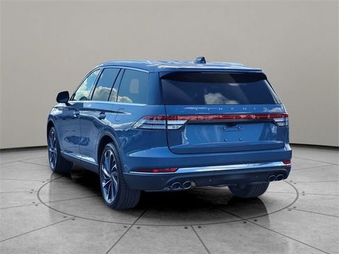 New 2025 Lincoln Aviator Reserve image 10