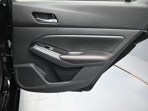 Used 2023 Nissan Altima 2.5 SR image 24