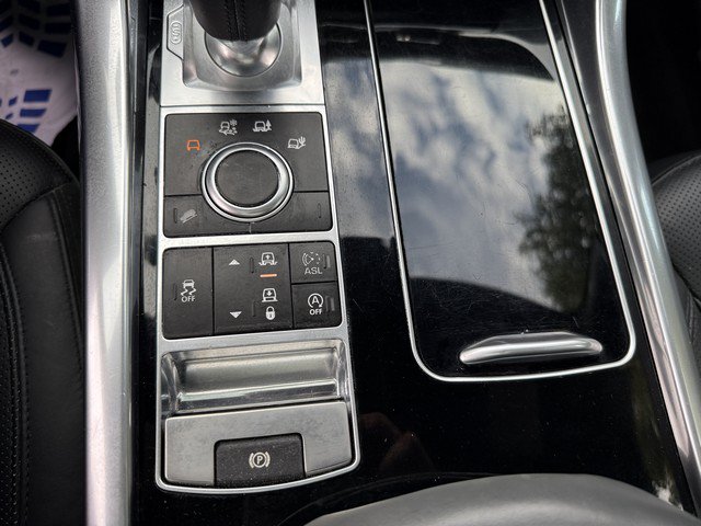 Used 2015 Land Rover Range Rover Sport HSE AWD/4WD image 36