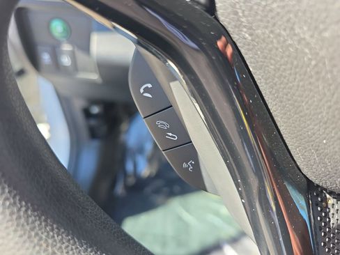 Used 2017 Honda HR-V LX image 27