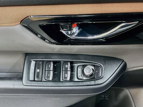 Used 2025 Subaru Forester Sport AWD/4WD image 17