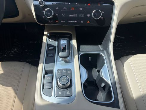 Used 2024 INFINITI QX60 Luxe AWD/4WD image 18