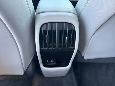 Used 2025 Hyundai Kona SEL image 12