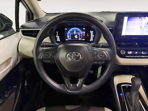 Used 2026 Toyota Corolla LE image 16