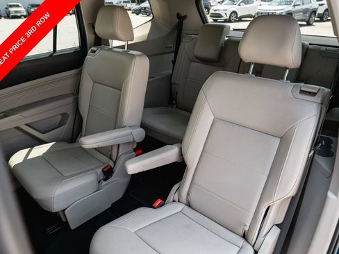 Used 2021 Volkswagen Atlas SE w/ Panoramic Sunroof Package FWD image 22