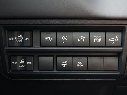 New 2026 Toyota Tundra Platinum image 29