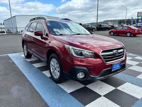 Used 2019 Subaru Outback 2.5i Premium AWD/4WD image 7