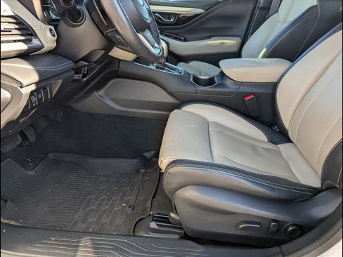 Used 2020 Subaru Outback Limited w/ Popular Package #2 image 8